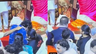 Lalbaugcha Raja Temple Staff Draws Backlash Over Rudely Treating Devotees; Internet Chastises Special Treatment For VIPs | Viral Video